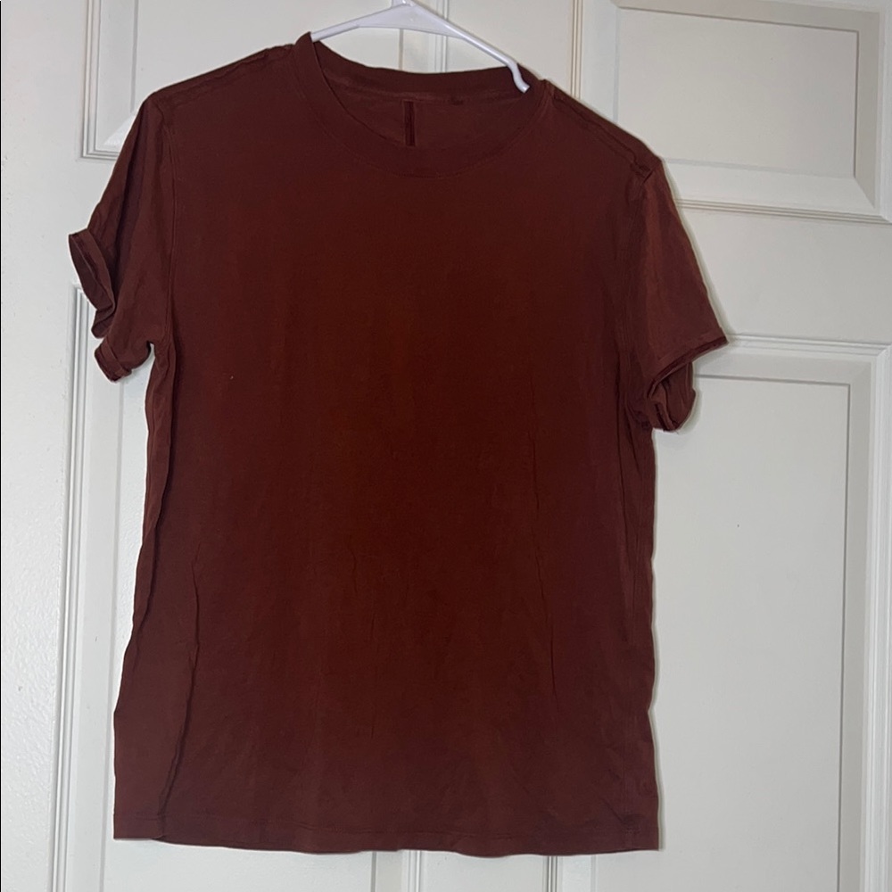 Rust colored T-Shirt